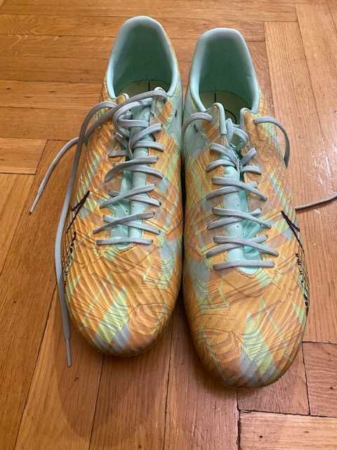 Продам футбольные сороконожки NIKE  стелька 28,5  EUR 44,5 (ОРИГИНАЛ)