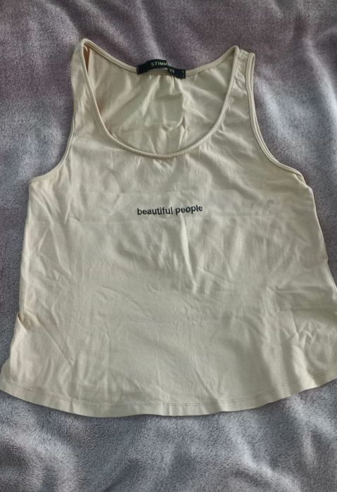 Майка в бежовому відтінку. Розмір s