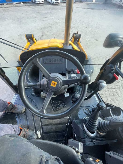 Екскаватор-навантажувач JCB 3CX 2020