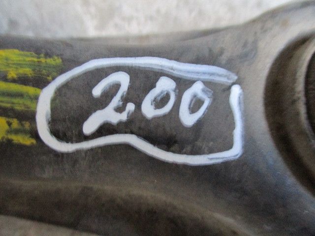 Braço de suspensão trás esquerdo MERCEDES-BENZ 190 (W201)
