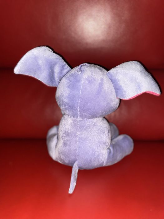 Pluszak, maskotka słoń z serduszkiem