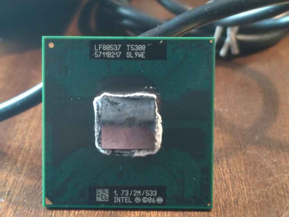 Intel Pentium M 1.73GHZ / 2MB cache / 533 Mhz