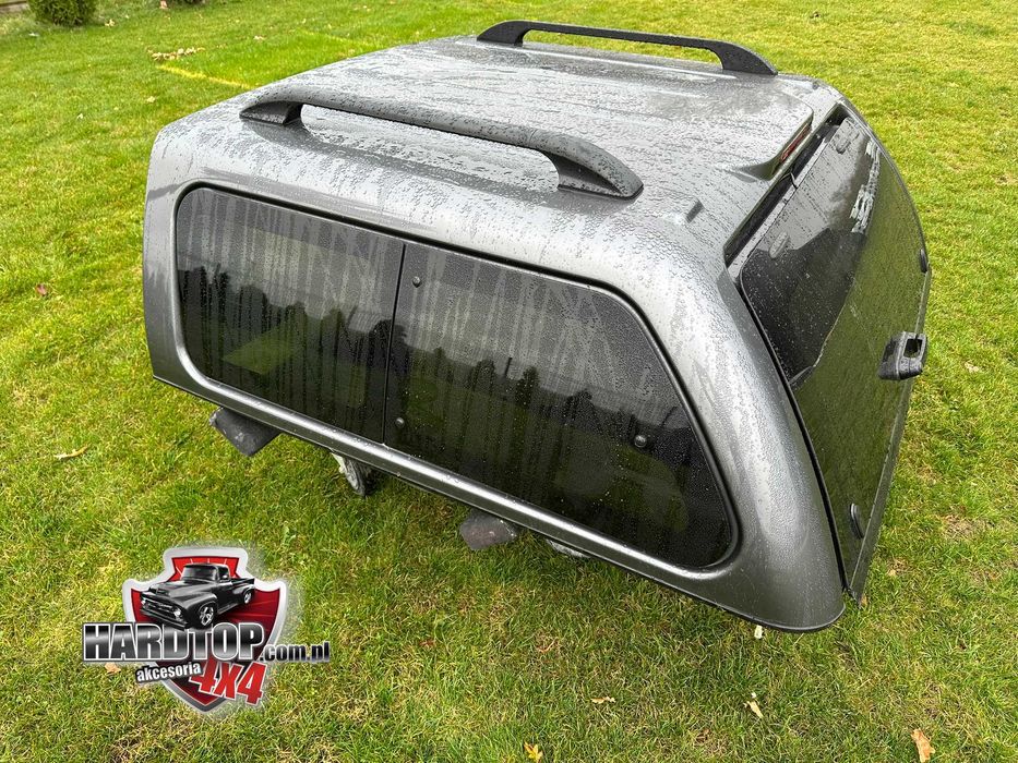 Zabudowa Hardtop Volkswagen Amarok Relingi na pakę Klapy