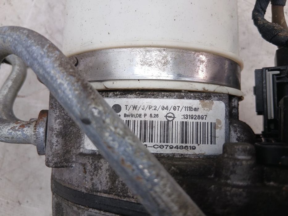 Bomba de direção VAUXHALL Zafira B (A05)