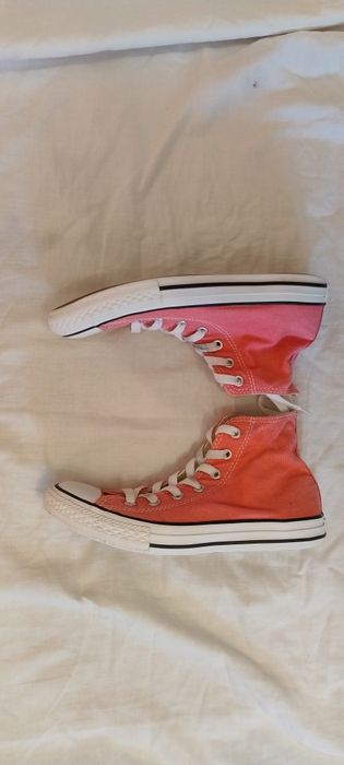 Różowe malinowe wysokie trampki Converse