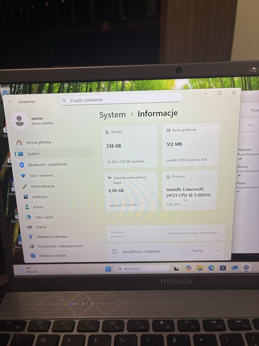 Mbook widdows 11