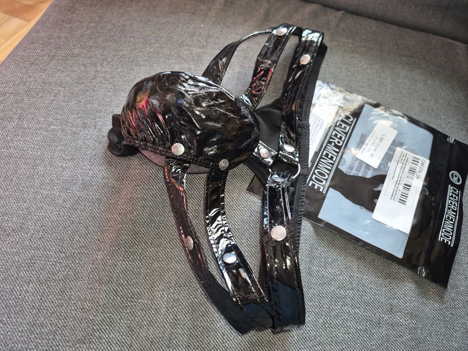 Super wygodne seksi stringi z kieszonką