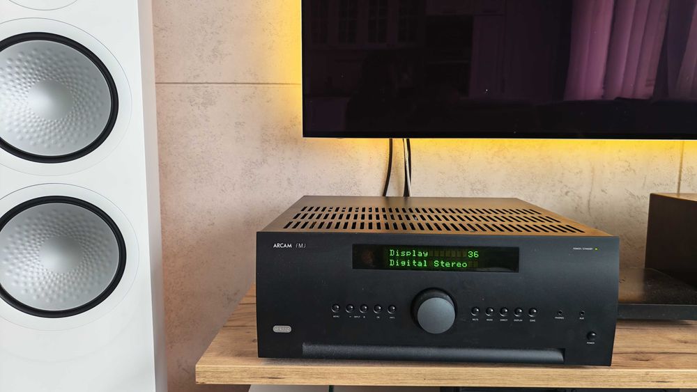 Arcam AVR550 – Audiofilski Amplituner Kina Domowego Pełen Komplet Dirac Live