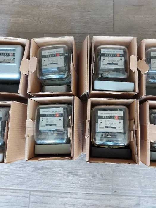 okazja lampa podlicznik cena za 10szt