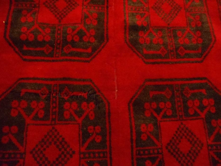 Tapete Afegão Baluchi  (n/usado). Dim 192x110 cm.Ver algumas dafeitos