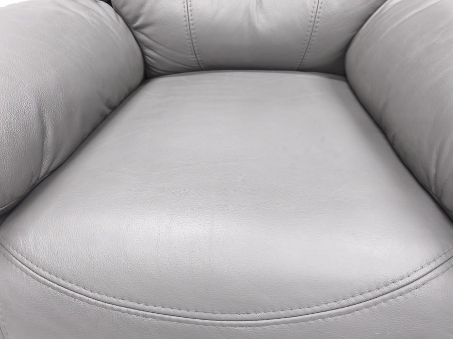 Шкіряне крісло реклайнер! Крісла реклайнери релакс