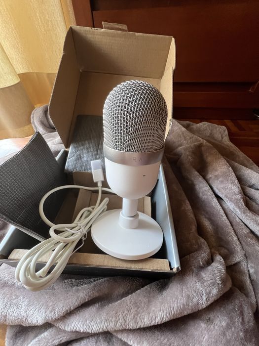 Microfone RAZER, artigo novo em caixa