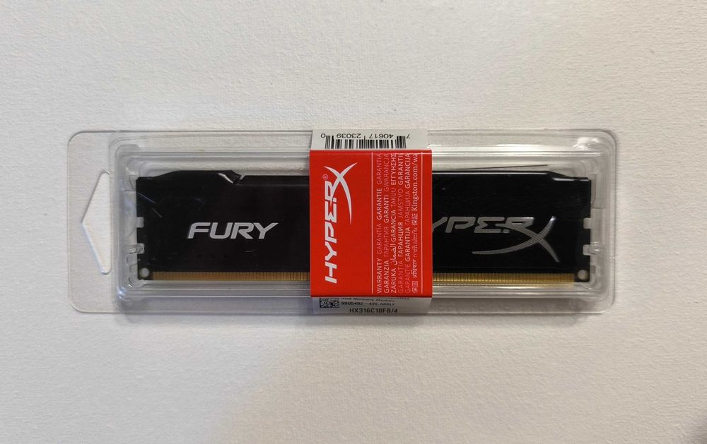 HyperX 4 GB DDR3-1600 Fury Black (HX316C10FB/4)