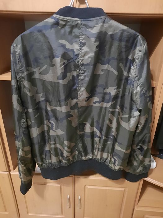 Куртки весна осінь літо