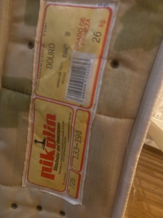 Colchao de molas 1..33*1.90