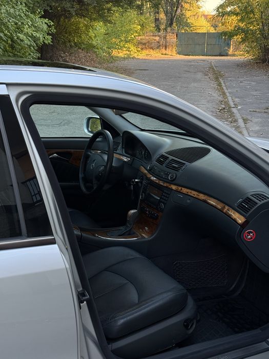 Mercedes w211 e220 cdi Elegance