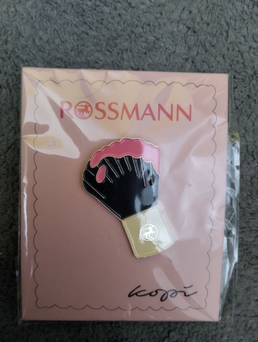 Przypinka Rossmann pedzel