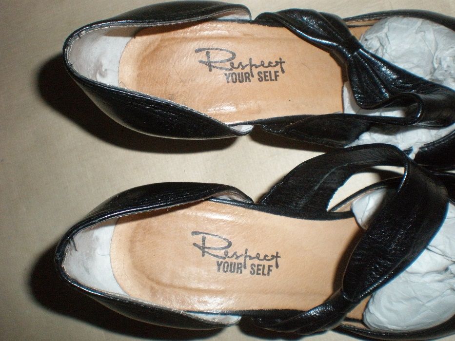 Обув женская смотрите фото и описание!