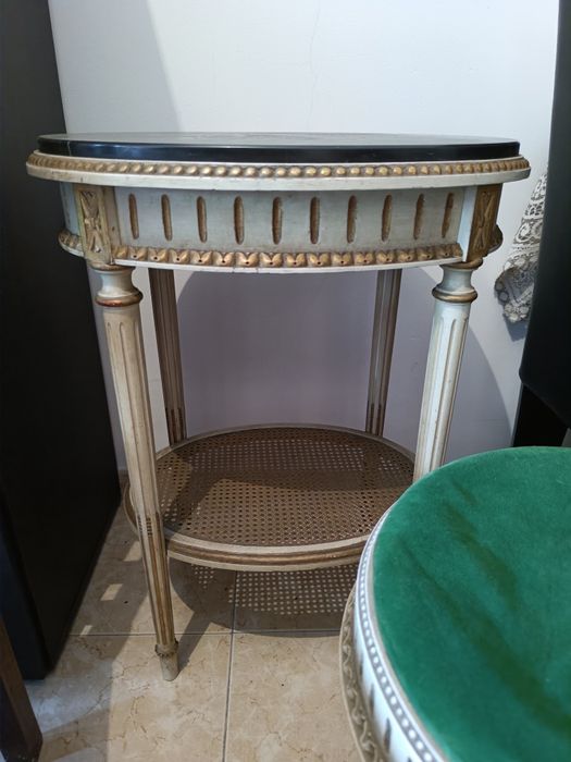 Conjunto mesa e assento