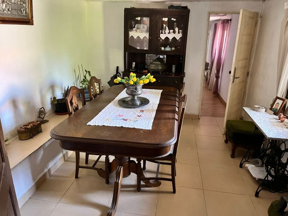 Vivenda  R/Ch  com 1200 de terreno