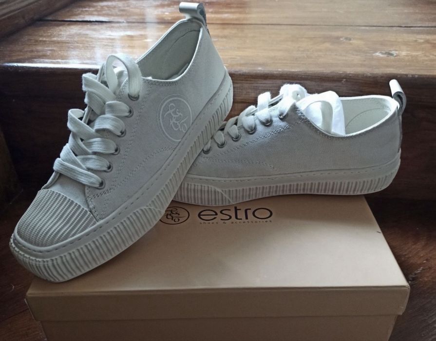 Жіночі кеди Estro /39/
