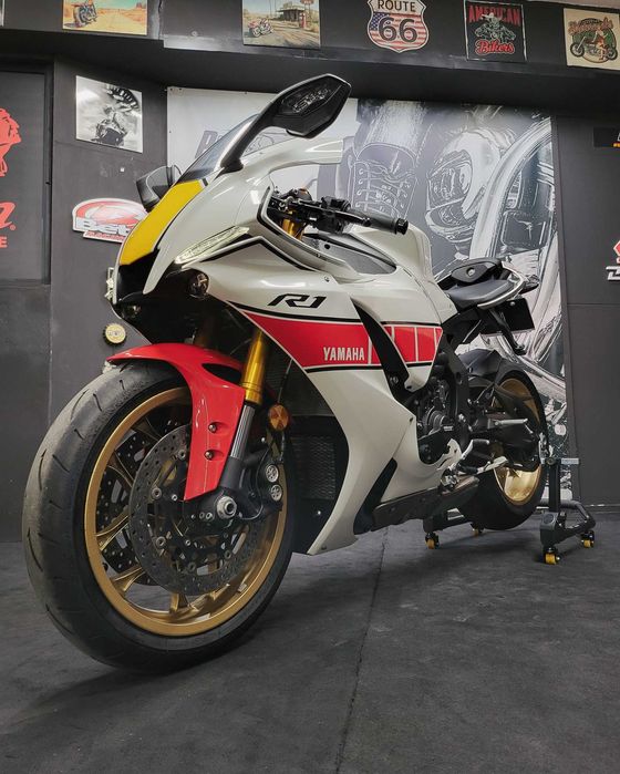 Yamaha YZF-R1 world GP 60th