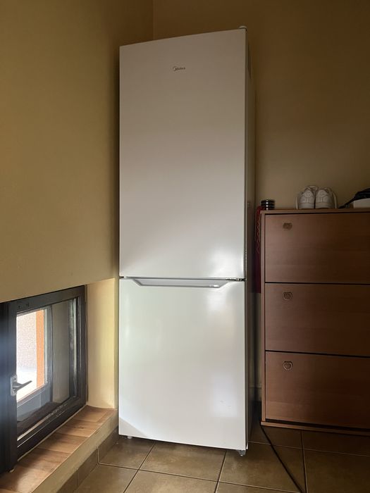 Lodówka Midea , 188cm , zamrażalnik