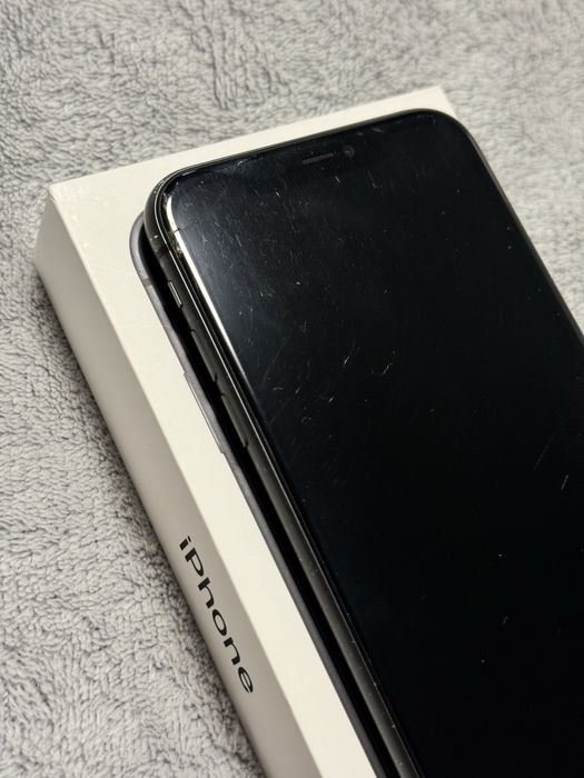 Продам iphone 11 64gb