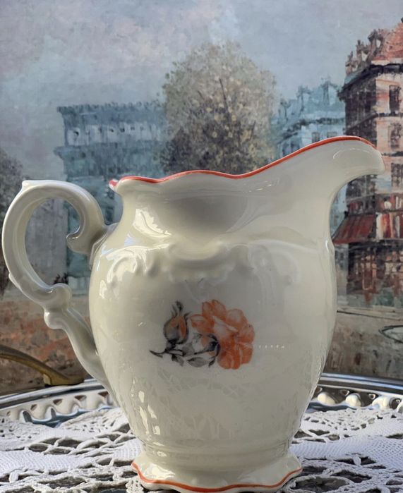 Порцеляновий молочник 30р