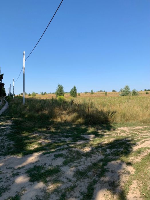 Продпжа 20 соток, гостомель. Газ рядом. Под строительства.