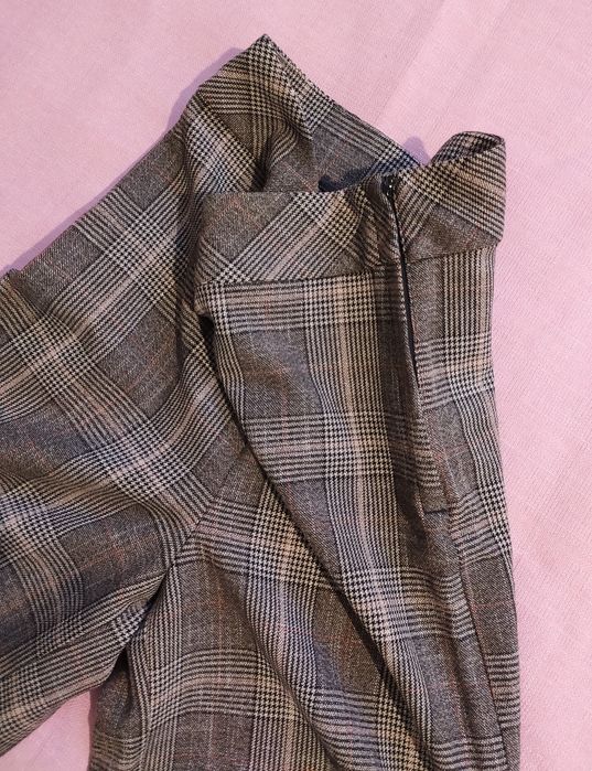 Новые. Брюки- кюлоты H&M. Рр. XS.