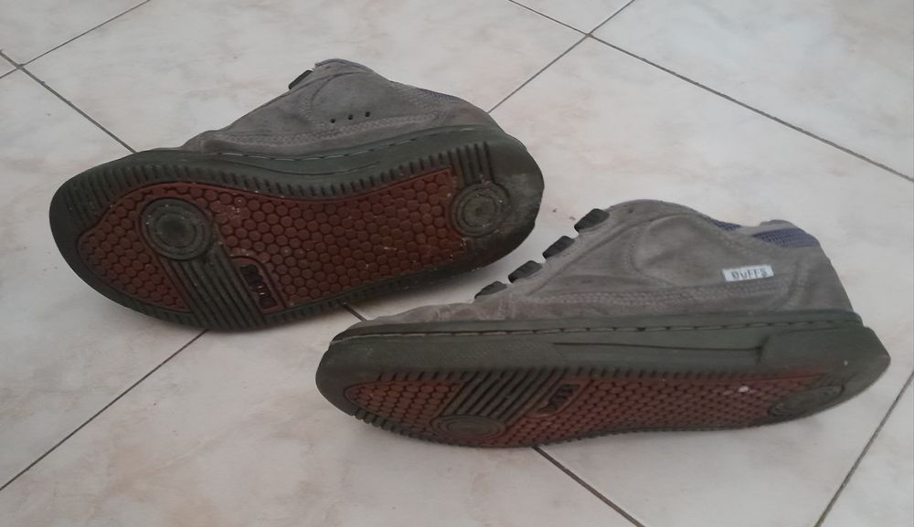 Vendo ténis"Duffs"
