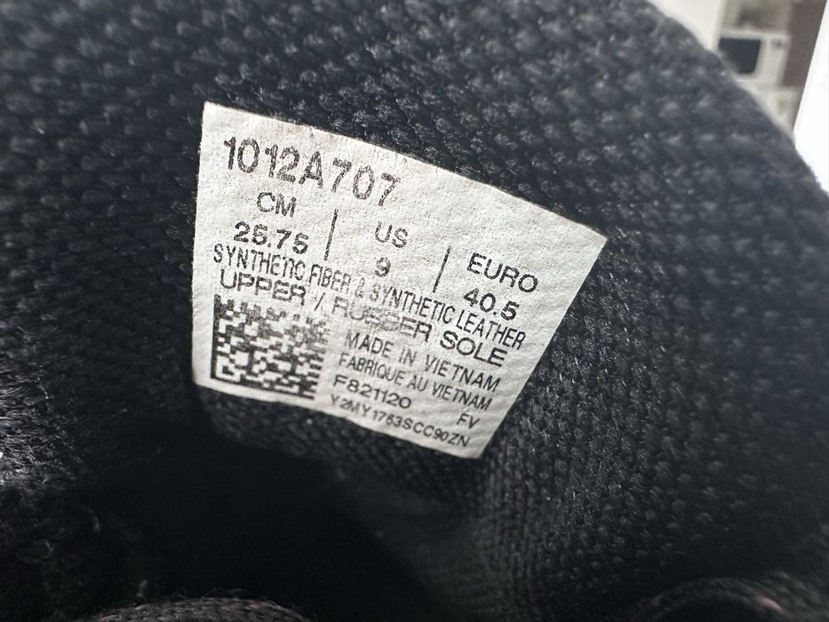 Кросовки asics geo venture размер 40.5