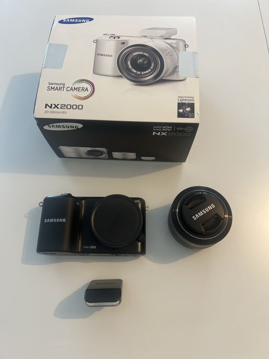 Maquina fotografica samsung NX2000
