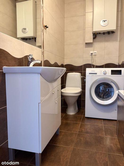 Mieszkanie dwupokojowe z balkonem i miejscem w hali. Super lokalizacja