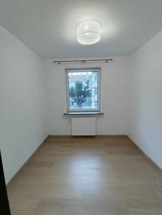 Mieszkanie 3-pokojowe w ścisłym centrum,  przy parku