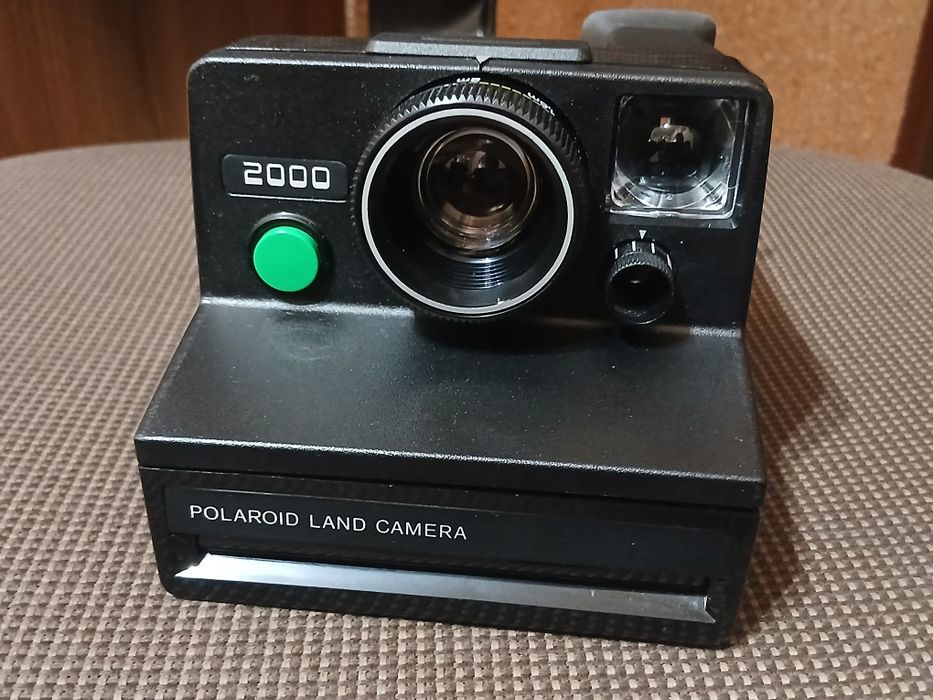 Продам Polaroid 2000