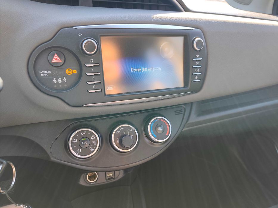 Toyota Yaris Selection 1.5 Dual Benzyna+LPG