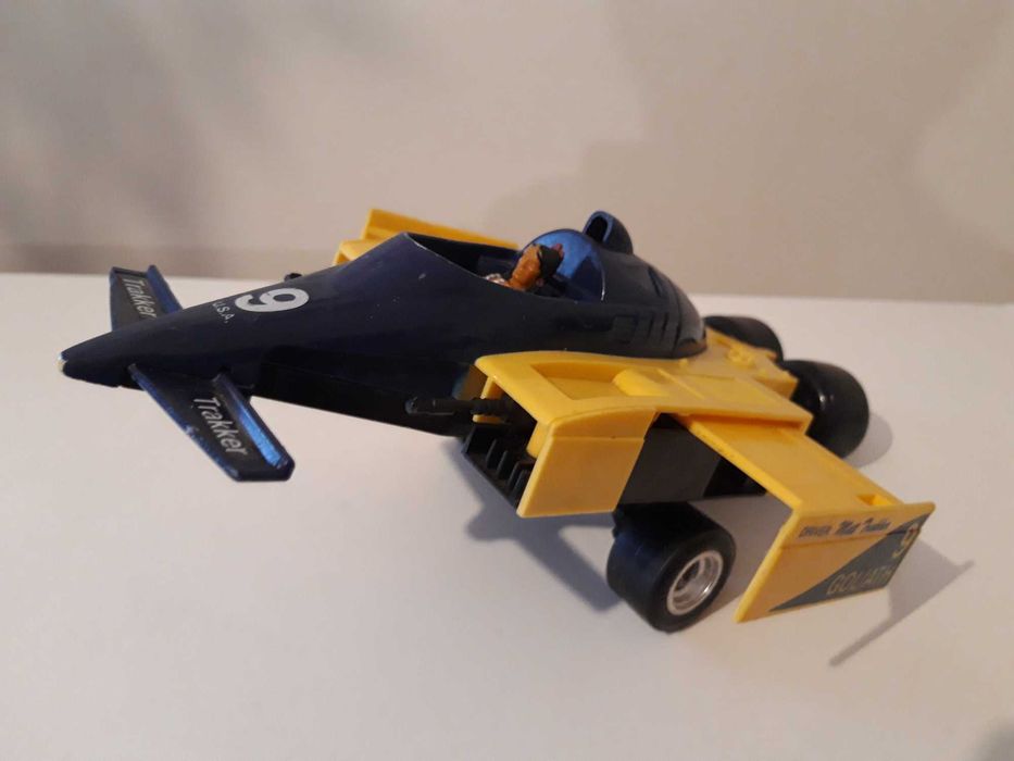 Brinquedo Vintage M.A.S.K. carro Goliath