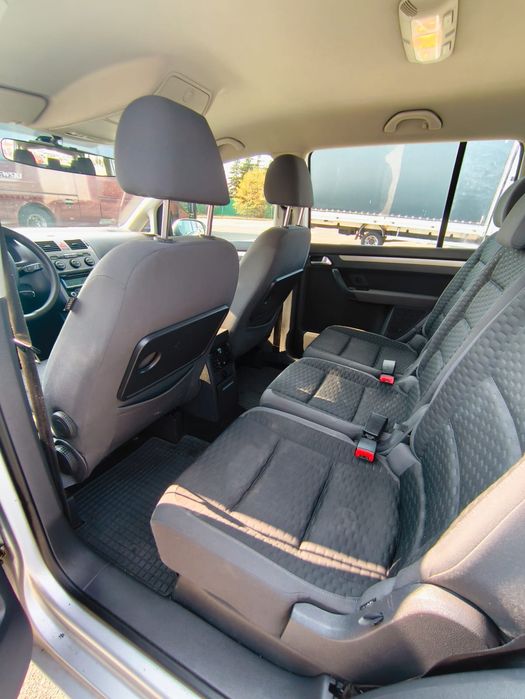 Volkswagen Touran 1.9D // 2010 // Lift // Klima // Hak // Zamiana //