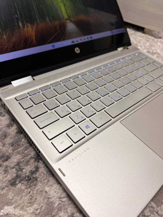 ноутбук HP сенсорний трансформер
