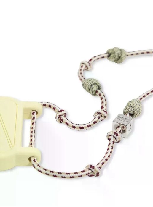 Чохол доя Iphone 15 Pro бренд Bimba y Lola