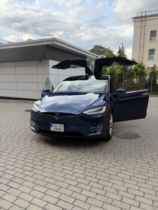 Tesla Model X 2017