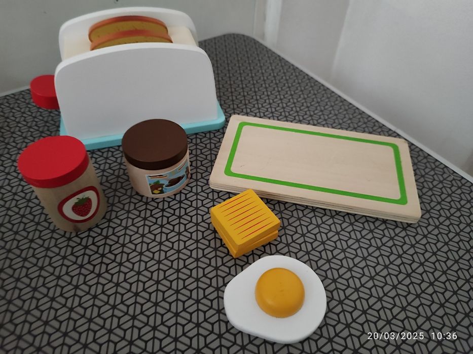 Brinquedos de madeira, de cozinha, do Lidl