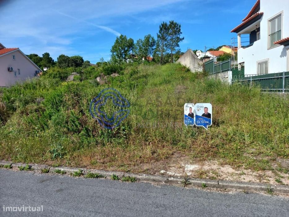 Terreno para construção na cidade de Tomar no cetro de Portugal — Madalena E Beselga, Santarém