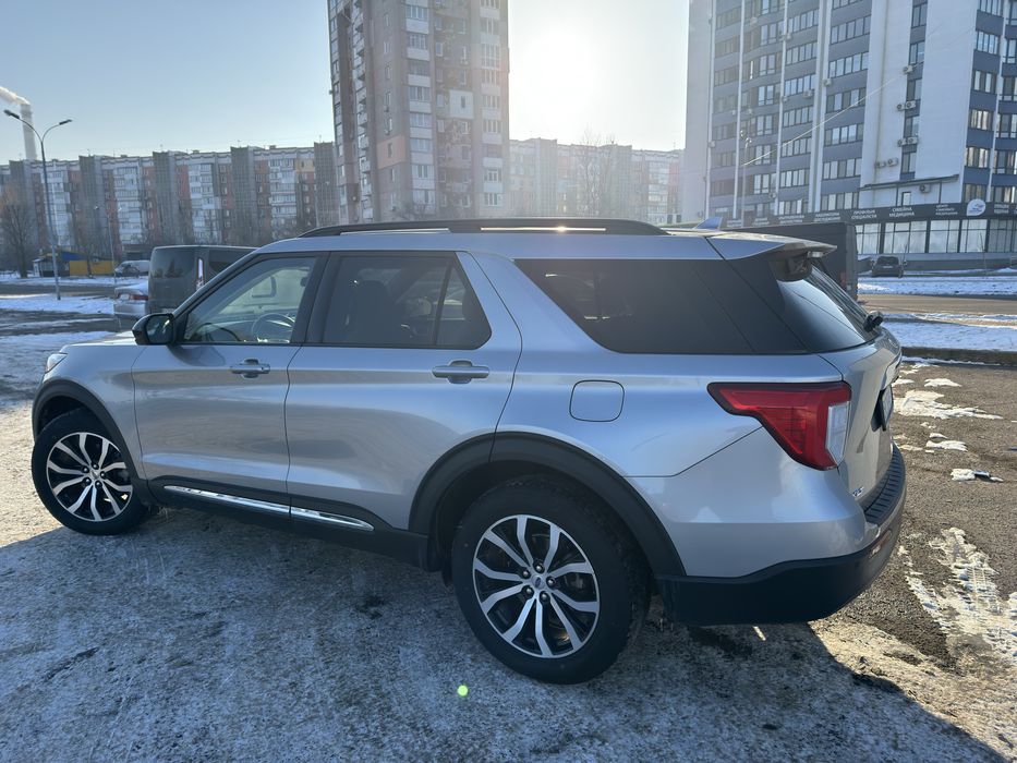 Продам Ford Explorer XLT