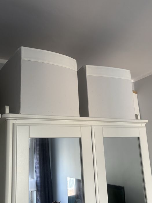 Szafa IKEA TYSSEDAL + komoda IKEA + GRATIS telewizor JVC 32”