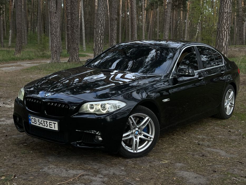 BMW F10 3 літра дизель гарний стан