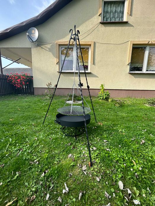 Grill ogrodowy trójnóg 60 komplet