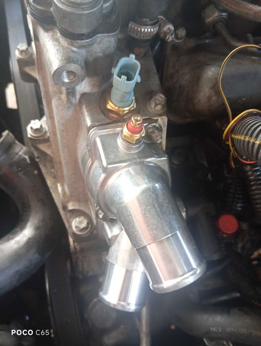 Vendo Opel Frontera b 2.2 dti,troco por algum carro ou retoma